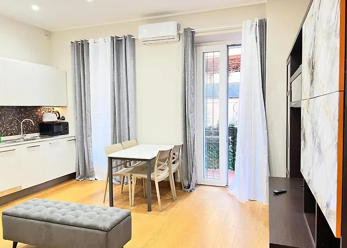 Vacanze Romane - Prati Luxury Vatican Apartment Rome